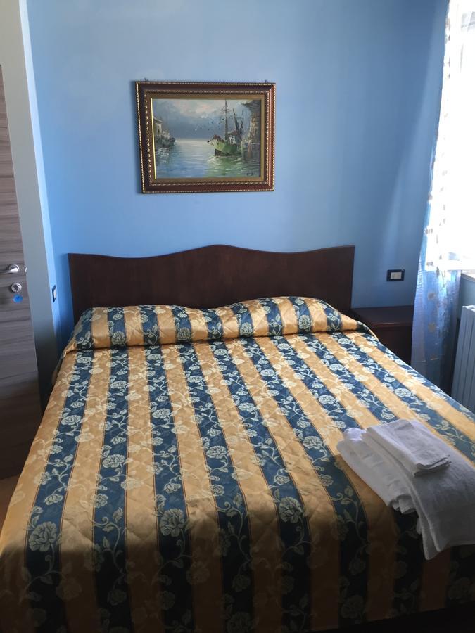 Hotel Il Castello Paola Exteriér fotografie